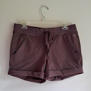 euc Gap Fit M purple black plum hiking camping shorts cuffed active